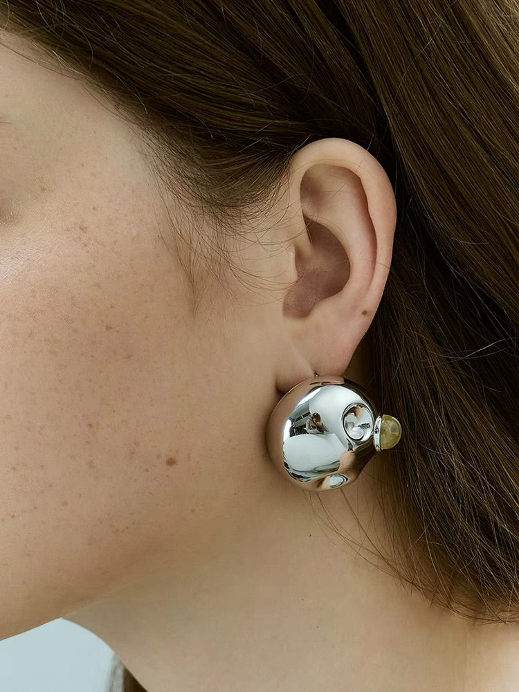 The Fluid Bubble Earrings